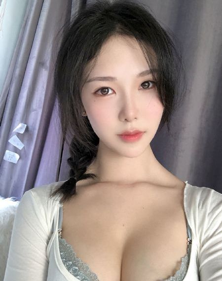 巨物撞击汁水h粗壮bl_720高清在线