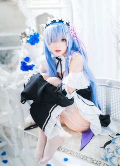 女生cosplay什么人物_免费观看字幕