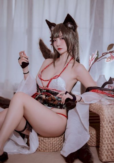 全国探花爽女闺蜜_BD英语BD在线观看